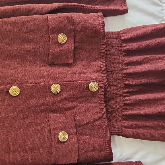 LAURA PETITE BY ALYZIA 2PC  SKIRT AND BOTTON DOWN SWEATER BURGUNDY SIZE 8 - Picture 5 of 12